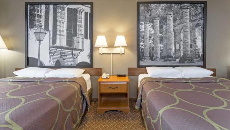 Hotel Super 8 By Wyndham Orangeburg Zewnętrze zdjęcie
